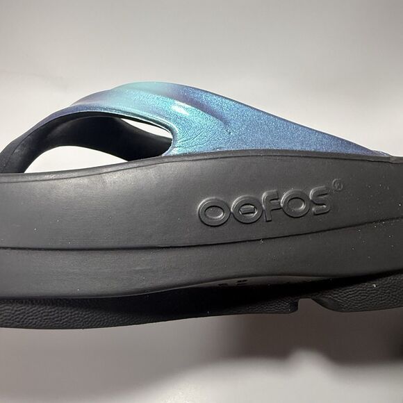 OOFOS OOLALA Luxe Flip Flop Women’s Size 7 Thong Recovery Sandals Metallic - Picture 7 of 11